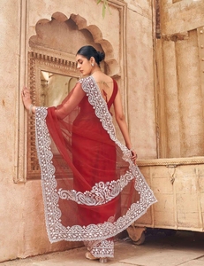 Sari en filet brodé couleur rouille KV avec blouse non cousue - Product Image 2