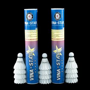 Paquete de 12 Volantes de Bádminton Profesionales Vina-Star, Duraderos, Ecológicos, Estables, de 2 Capas, con Plumas de Ganso - Product Image 3