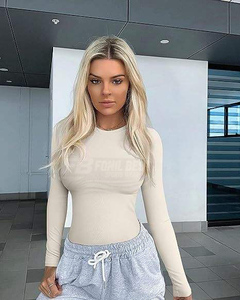 Hauts de yoga décontractés pour femmes en polyester uni à manches courtes, col rond, respirants, écologiques, séchage rapide, coupe ample, en dentelle, tissés - Product Image 3