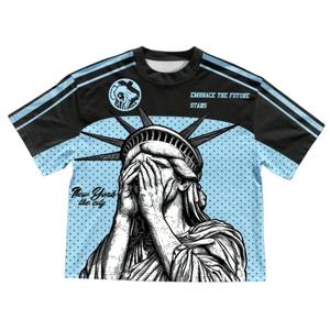 เสื้อยืดโอเวอร์ไซส์ตาข่ายสไตล์อเมริกันเรโทรคุณภาพสูงสำหรับผู้ชาย เสื้อฟุตบอลอเมริกันแบบยูนิเซ็กซ์ เสื้อผ้าสตรีทแวร์สำหรับผู้ชาย - Product Image 1