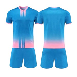 Maillots de football unisexes personnalisés en gros avec logo – Ensemble d'uniformes de football de haute qualité, confortables pour l'entraînement - Product Image 4