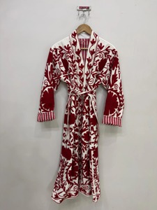 Bata de Felpa para Mujer con Bordado Floral, Manga Larga, Larga hasta los Pies, de Algodón Suave, Cómoda para el Invierno, Lavable a Máquina - Product Image 2
