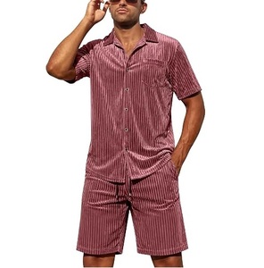 Ensemble de survêtement en velours personnalisé OEM ODM le plus vendu pour hommes – T-shirt et short respirants pour l'entraînement estival et la gym - Product Image 1