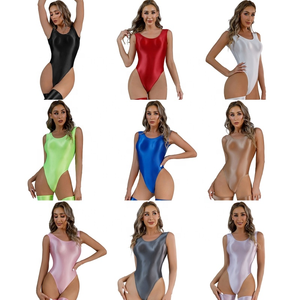 Justaucorps de yoga sans couture brillant et dos nu de haute qualité pour femme, avec découpe haute et design sans manches, idéal pour le sport et l'entraînement - Product Image 2