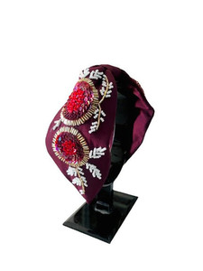 Serre-tête élégant brodé avec nœud pour femmes et filles, accessoire de cheveux en satin perlé et orné de perles, idéal pour les mariages et les tenues décontractées - Product Image 4