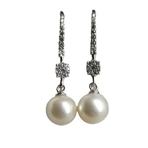 Boucles d'oreilles en argent S925 de haute qualité, perles rondes d'eau douce lisses de 9 à 10 mm avec zircone cubique dense, crochet d'oreille généreux - Product Image 5
