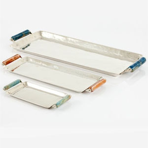Juego de bandejas de servicio rectangulares modernas de metal plateado al por mayor con asas de cerámica únicas, bandeja otomana decorativa martillada - Product Image 1