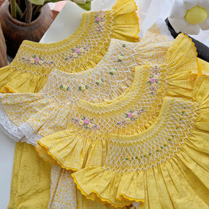 Robe en lin pour bébé fille, douce et confortable, à volants, coupe ample, à porter en toutes saisons, avec des imprimés floraux et animaliers - Product Image 1