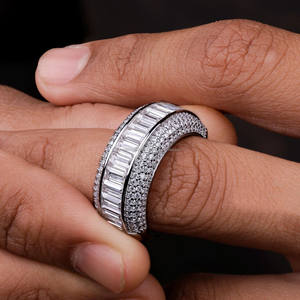 Anillo de Diamantes Baguette Icedout para Hombre, Plata 925, Estilo Hip Hop Bling, Anillo de Boda de Moissanita con Engaste de Canal, Anillo Ancho de Declaración - Product Image 4