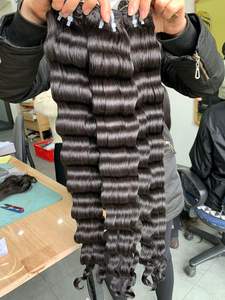 Paquetes de cabello brasileño ondulado del océano Enredos y desprendimiento libres Extensiones de cabello humano vietnamita barato de 30 pulgadas de longitud - Product Image 5