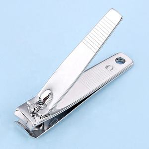 Coupe-ongles professionnel en acier inoxydable de haute qualité avec logo personnalisé pour les ongles des doigts et des orteils - Conception durable - Product Image 4