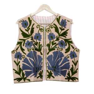 Nuevo diseño de chaleco corto sin mangas de algodón con bordado a mano, 100% algodón, con estampado floral, para mujer, ropa de invierno para fiestas y salidas informales. - Product Image 4