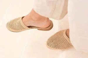 Women’s Handmade Raffia Sandals – Moroccan Straw Summer <b>Slippers</b> - Product Image 2