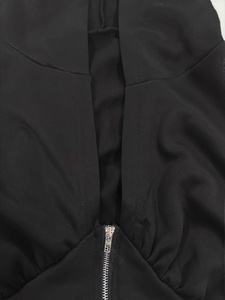 Sweat-shirt à capuche court pour femmes, tendance mode, vêtement décontracté, haut confortable pour tous les jours, style moderne, vêtements tendance - Product Image 4