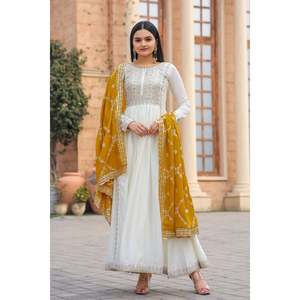 VESTIDO DE TRABAJO DE SECUENCIA BORDADA DE SECUENCIA DE DISEÑADOR CHINON CON DUPATTA AMARILLO - Product Image 1