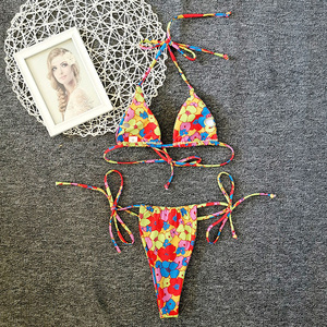Vente flash - Ensemble de maillot de bain bikini 2 pièces pour femmes, imprimé floral sur toute la surface, dos nu, micro bikini pour femmes, vêtements de plage pour femmes - Product Image 5