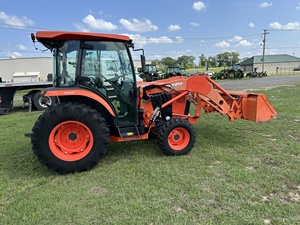 Tracteur agricole compact d'occasion Kubota L4060 40HP 4x4 diesel avec direction assistée et prise de force - Product Image 5