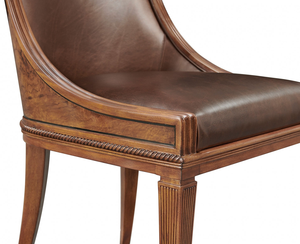 Silla Clásica Tapizada sin Brazos de Madera de Nogal y Cuero de Primera Calidad - Product Image 3