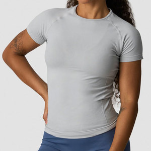Camiseta de Punto de Poliéster de Alta Calidad para Mujer, Ajustada, Compresiva, para Yoga, de Secado Rápido, Anti-Pilling y Transpirable - Product Image 1