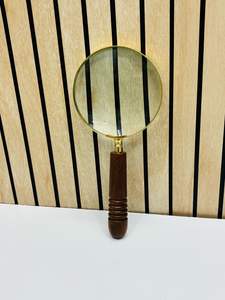 4 Inches Magnifying Glass In Brass Finish With Wooden Handle - Product Image 6