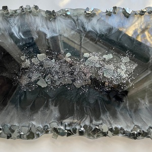 Large <b>Black</b> Agate Resin Tray Handmade Geode Eco-Friendly Artizon Studio Serving Tray Glass Rim Luxury Home Decor Coffee - Product Image 4