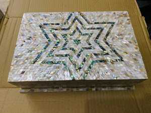 Élégante boîte de rangement pour bijoux en nacre, organisateur mosaïque artisanal pour bijoux précieux, accessoires, cadeaux et décoration intérieure - Product Image 2