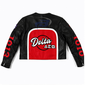 เดลต้า |   ซิกมา |   เสื้อแจ็คเก็ตมอเตอร์ไซค์หนังเทียมสำหรับผู้หญิง Theta DST Sorority ลายปักตัวอักษรกรีกสำหรับนักแข่งรถ - Product Image 2