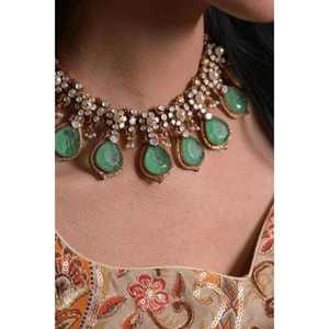 Ensemble de colliers élégants de style choker, ensemble de colliers de mariage sud-indiens, bijoux Kundan inspirés de Sabyasachi, collier cadeau de fiançailles - Product Image 1