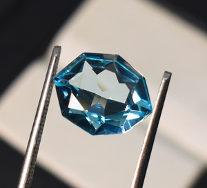 พลอยบลูโทแพซทรงแฟนซี ขนาด 12x9 มม. น้ำหนัก 2.65 กะรัต พลอยเม็ดเดี่ยวสำหรับทำเครื่องประดับ - Product Image 6