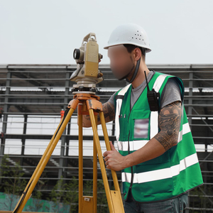 Chaleco de seguridad ajustable con rayas reflectantes de alta visibilidad para personal de mantenimiento, tripulaciones de limpieza, uniforme de gestión de instalaciones - Product Image 6