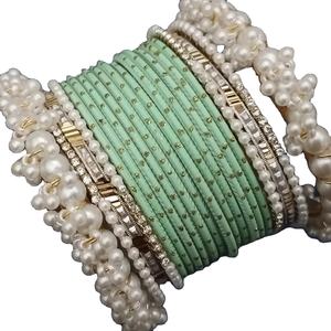 ชุดกำไลเจ้าสาวสไตล์ใหม่ขายดีสำหรับผู้หญิง ขายส่งราคาถูก ปรับแต่งสีได้ บรรจุภัณฑ์กำมะหยี่คุณภาพสูง - Product Image 1