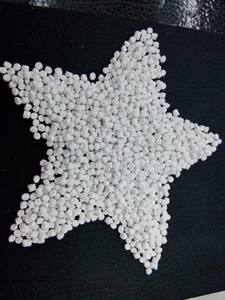 Polipropileno Virgen (PP) se Conserva Mediante Masterbatch de Relleno de PP, PP4300 PP4400, Recubierto con CaCO3 al 70-84%, de Fabricante Vietnamita. - Product Image 2