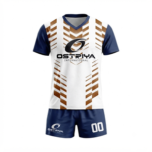 Conjunto de Camiseta de Fútbol con Cuello en V, Diseño 2026, 100% Poliéster, Estampada, Transpirable, de Secado Rápido, Antibacteriana, Manga Corta, Logotipo Frontal - Product Image 1
