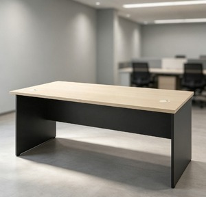 Escritorio de Oficina Rectangular Moderno de Madera, Superficie Gris Claro, Patas Gris Oscuro, Diseño Minimalista Independiente, Muebles Comerciales DIY - Product Image 1