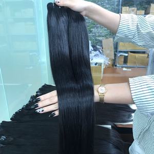 Big G Hair Vietnam propose des extensions de cheveux humains droites et naturelles sans enchevêtrement et sans perte de cheveux. - Product Image 3