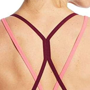 Soutien-gorge de sport pour femmes au design tendance en vente / Vêtements de sport durables, soutien-gorge de sport abordable pour femmes - Product Image 6