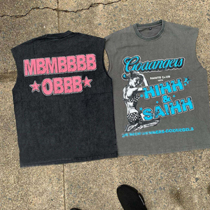 เสื้อยืดแขนกุดสไตล์สตรีทแวร์ลายซัมเมอร์ทู พร้อมกางเกงขาสั้นยีนส์ฟอกสีสไตล์ดิสเทรส ชุดเซ็ตเสื้อและกางเกงขาสั้น 2 ชิ้นสำหรับผู้ชาย แบบสั่งทำได้ - Product Image 3