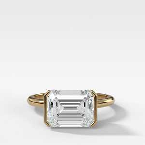 Anillo de compromiso de diamante cultivado en laboratorio con corte esmeralda East West, personalizado, de 3 quilates, con engaste de media montura, solitario, oro macizo de 14K y 18K, al por mayor - Product Image 1