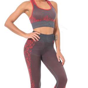 Conjunto de Yoga para Mujer de Secado Rápido al por Mayor, Cintura Media, Sólido, Transpirable, con Logo Frontal, 2 Piezas, Spandex/Poliéster, Precio Bajo - Product Image 2