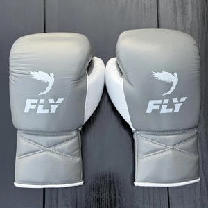 Guantes de Entrenamiento Fly SuperLace Pro X 2 de Cuero Vacuno Genuino para Sanda, MMA, Kick Boxing y Sparring con Correa de Muñeca Ajustable - Product Image 2