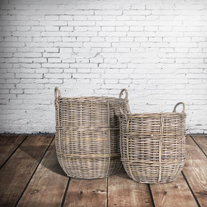 Panier décoratif en rotin tissé - Product Image 1
