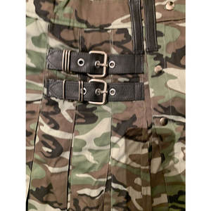 Kilt en toile à motif camouflage pour homme avec accents en cuir personnalisés, vente en gros 2026 - Product Image 2