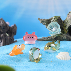 Miniatures d'animaux marins en résine mignons : Calamar, Orca, Méduse, Crabe ermite – Figurines pour micro-paysages et accessoires d'aquarium - Product Image 3