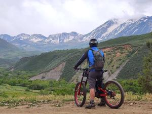 Bicicleta Eléctrica de Aventura de Largo Alcance |   300 millas, 190 Nm de par de torsión |   Bicicleta Eléctrica Personalizada de Alto Rendimiento para Exploración al Aire Libre - Product Image 3