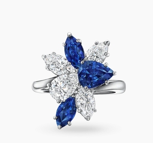 Bague de fiançailles, de mariage ou d'anniversaire en or blanc fin, asymétrique, avec bouquet de fleurs et grappe de diamants de laboratoire bleus de luxe - Product Image 3