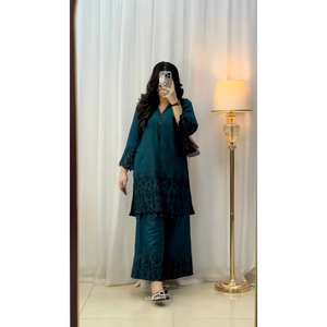 ชุดออกแบบด้านบนด้านล่างและ dupatta พร้อมงานเย็บปักถักร้อยลำดับขนาด XL - Product Image 6