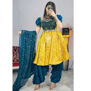 Robes de mariage afghanes traditionnelles pour femmes, broderies, robes vintage, robe Kuchi afghane originale, longueur au sol, vente en gros - Product Image 3