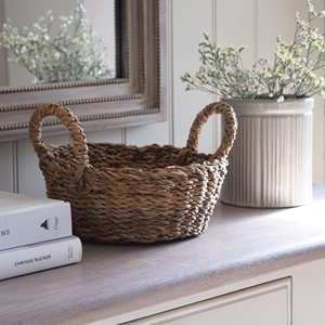 Novedad: Cestas de mimbre y junco marino tejidas estilo vintage, cajas y contenedores de almacenamiento de diseño especial, y percheros para ropa, suministrados desde Vietnam. - Product Image 2