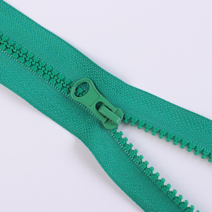 Fermeture éclair en plastique avec fermeture éclair en résine 3 # 5 # 8 #   Dents en caoutchouc automatiques à extrémités ouvertes et fermées pour vêtements - Product Image 5