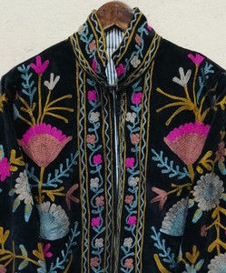Hand Embroidered <b>Velvet</b> <b>Jacket</b> Mandarin Collar Full Sleeve Floral Pattern Autumn Women's Coat - Product Image 2